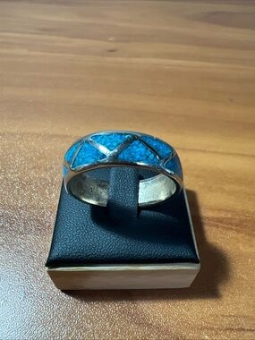 Vintage~TURQUOISE CHIP INLAY MENS RING~Band~SIZE 14 SILVER TONE